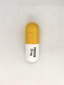 TAL NEHORAY Happy pills jaune 18,5x6,5cm 1 Grande