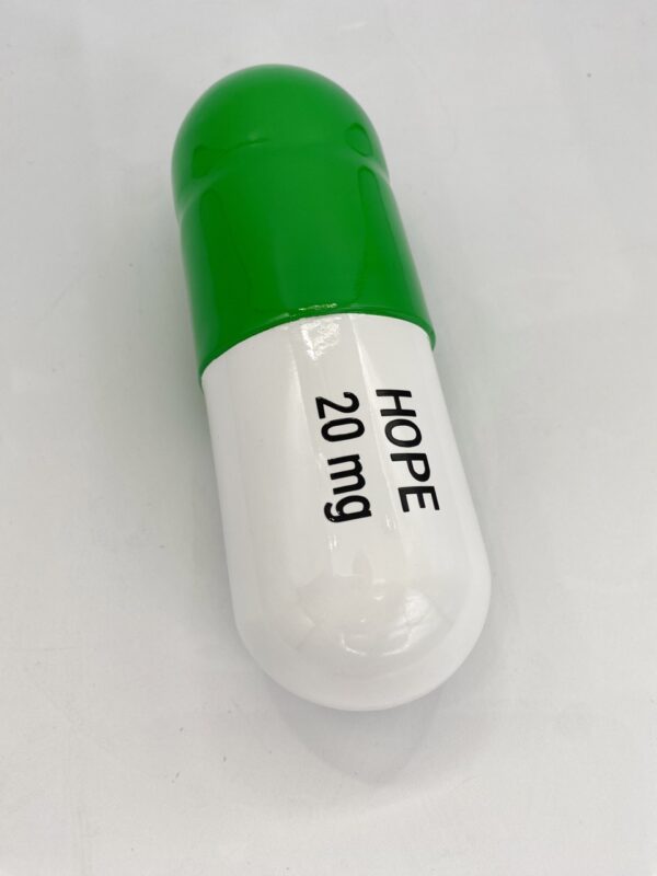 TAL NEHORAY Happy pills vert 18,5x6,5cm 2 Grande